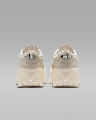 Air Jordan 1 Brooklyn Low Women's Shoes. Nike JP